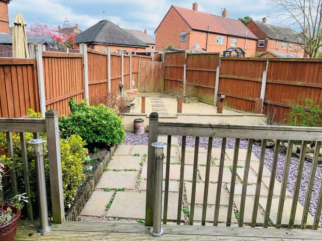 Housefield Stay Bucknall  Exterior foto